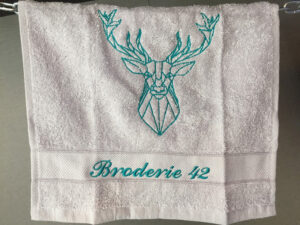 broderie-sur-serviette